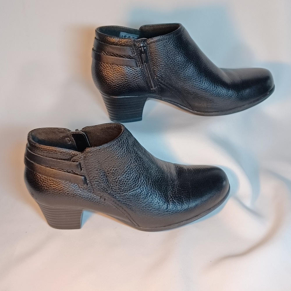 Clarks Women's Valarie2ashly Black Leather Ankle Boots Size 6.5M